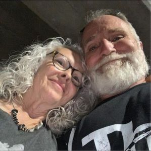 Meet your Posher, Sharon